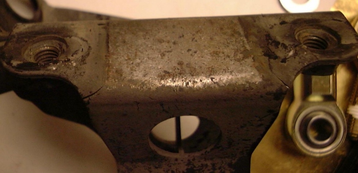 Cracked anti-swaybar mount